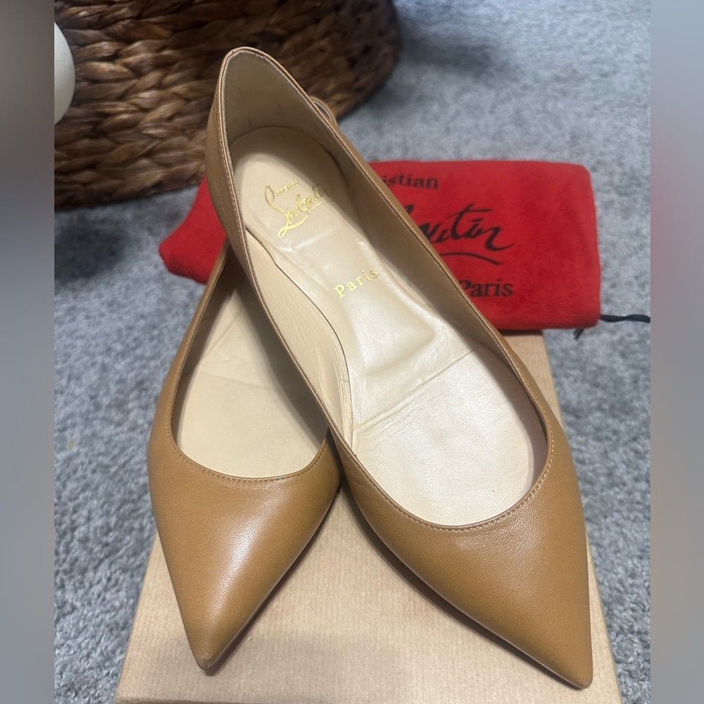 🌸Christian Louboutin Flats🌸